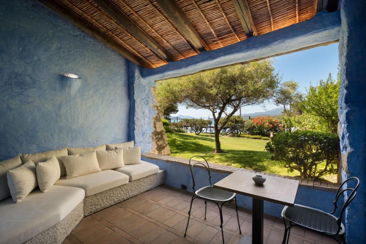Island Deluxe King Room Terrace Garden View