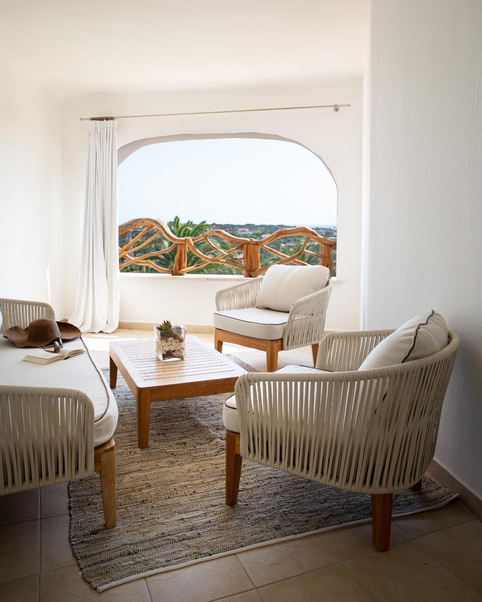 Superior King Suite